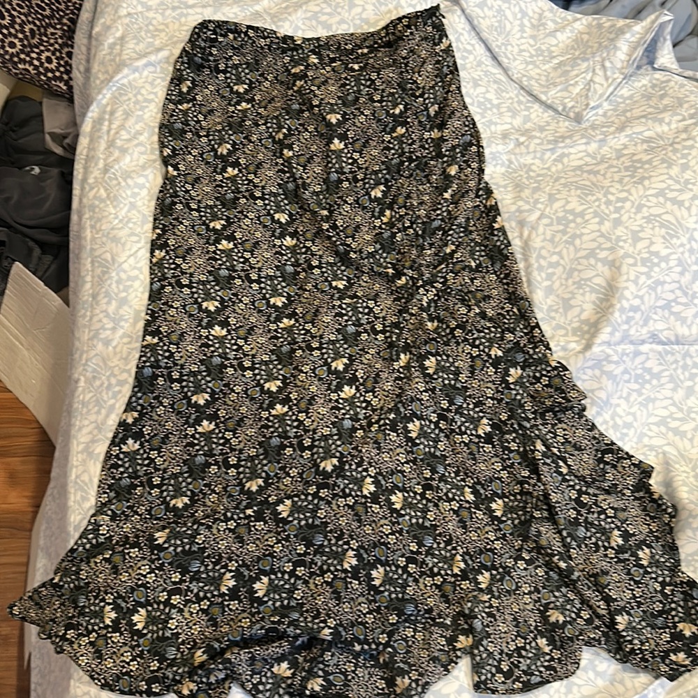 Max Studio NWT long skirt
